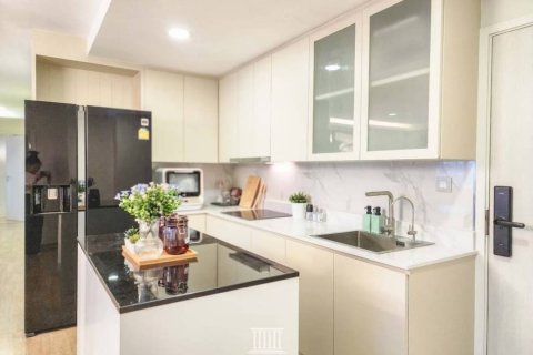 Кондоминиум с 3 спальнями в Бангкоке, Таиланд № 133827 - фото 4