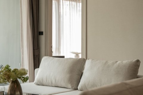 Condo in Bangkok, Thailand, 3 bedrooms  № 133823 - photo 14