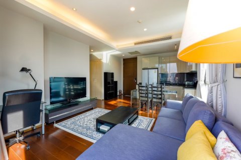 Condo in Bangkok, Thailand, 2 bedrooms  № 133824 - photo 8