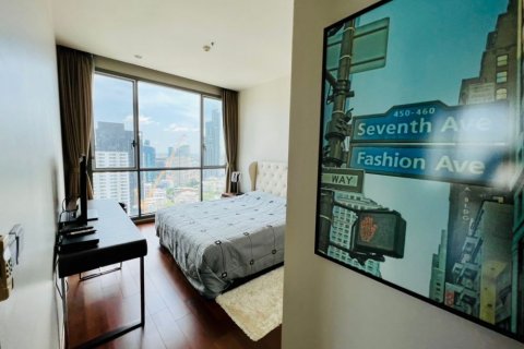 Condo in Bangkok, Thailand, 2 bedrooms  № 133824 - photo 22