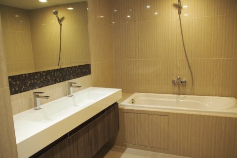 Condo à Bangkok, Thaïlande, 2 chambres  № 178959 - photo 7