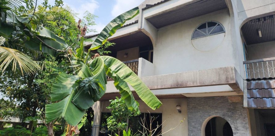 House in Bang Khen, Bangkok, Thailand 3 bedrooms № 154691