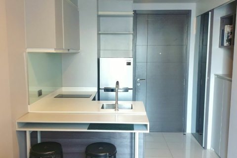 Студия в кондо в Ваттхане, Бангкок, Таиланд № 150320 - фото 4