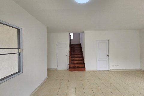 Дом в Сан Кампаенге, Таиланд с 4 спальнями  № 152953 - фото 16