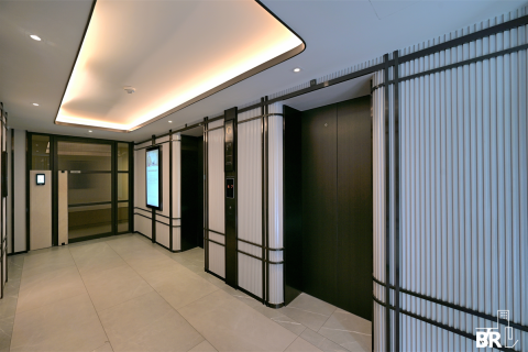 Condo in Bangkok, Thailand, 3 bedrooms  № 186711 - photo 9