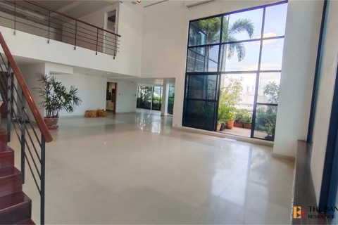 Condo à Bangkok, Thaïlande, 3 chambres  № 186711