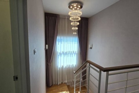 House in Bang Yai, Thailand 4 bedrooms № 170685 - photo 8