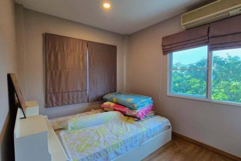 House in Bang Yai, Thailand 4 bedrooms № 170685 - photo 12