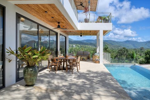 Villa in Surat Thani, Thailand 8 bedrooms № 170689 - photo 23