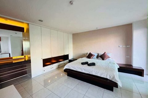 Studio dans le Condo à Kathu, Thaïlande  № 140991 - photo 10