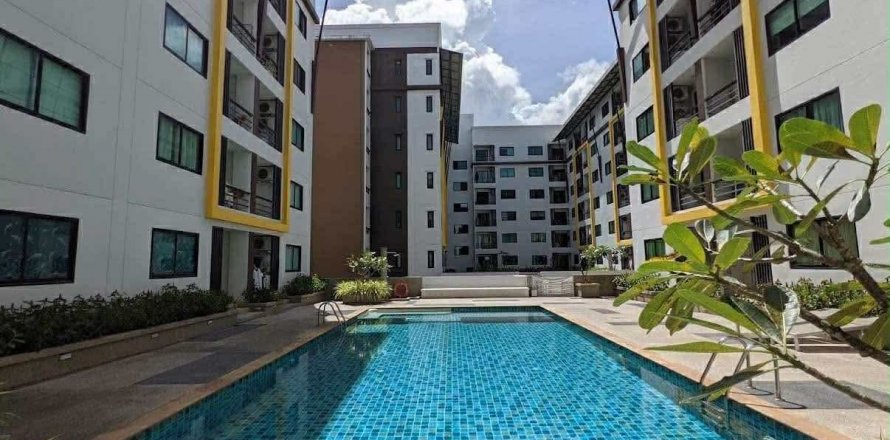 Studio dans le Condo à Kathu, Thaïlande  № 140991