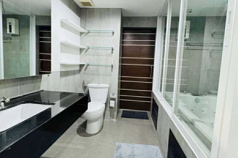 Studio dans le Condo à Kathu, Thaïlande  № 140991 - photo 7