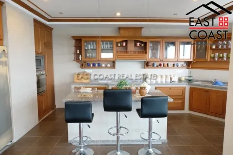 Condominio de 3 dormitorios en Pattaya, Tailandia № 213758 - foto 7