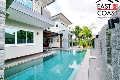 Haus in Pattaya, Thailand 5 Schlafzimmer № 213753 - Foto 2