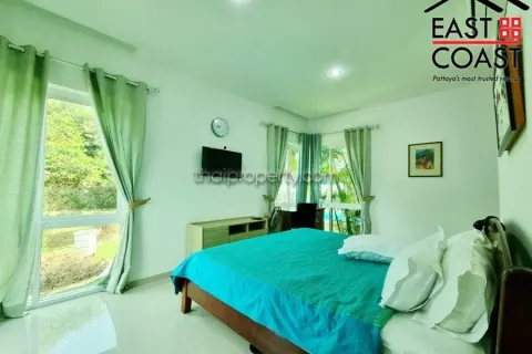 Casa de 3 dormitorios en Pattaya, Tailandia № 213754 - foto 10