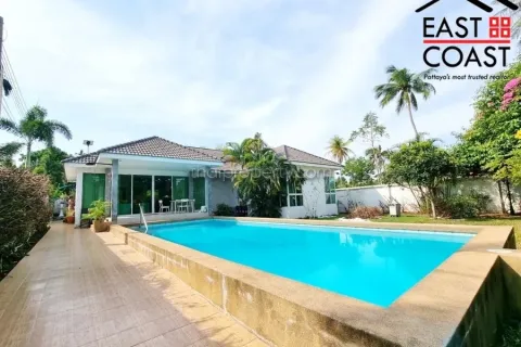 Casa de 3 dormitorios en Pattaya, Tailandia № 213754