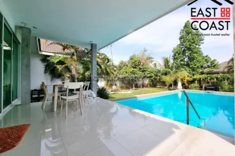 Casa de 3 dormitorios en Pattaya, Tailandia № 213754 - foto 24