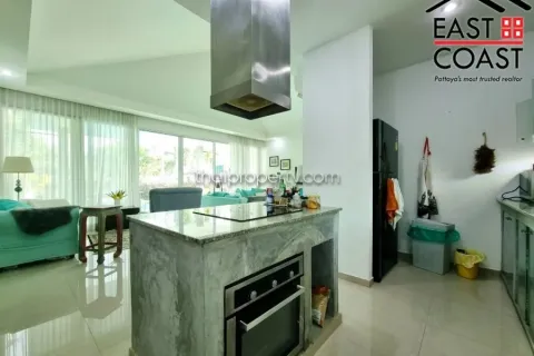 Casa de 3 dormitorios en Pattaya, Tailandia № 213754 - foto 5