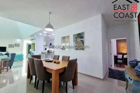Casa de 3 dormitorios en Pattaya, Tailandia № 213754 - foto 7