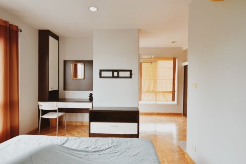 Condo in Khlong Toei, Bangkok, Thailand, 2 bedrooms  № 159196 - photo 9