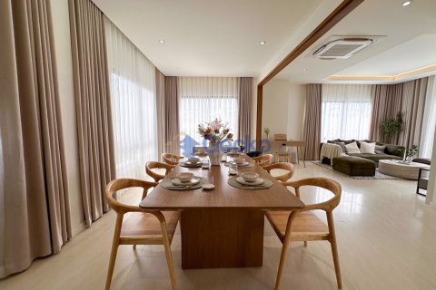 บ้านในพัทยา, ประเทศไทย 4 ห้องนอน № 196672 - รูปถ่าย 16