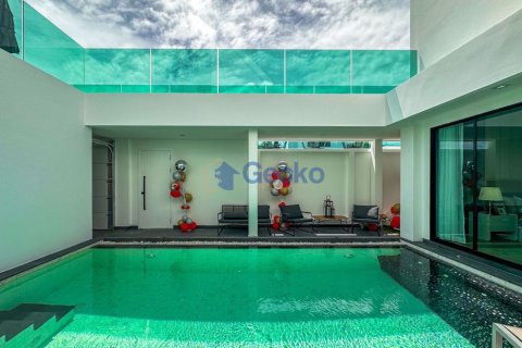 House in Pattaya, Thailand 3 bedrooms № 196669 - photo 19