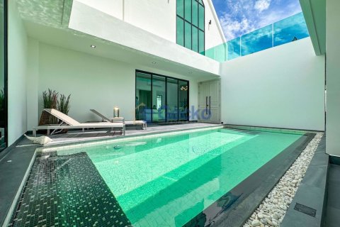 House in Pattaya, Thailand 3 bedrooms № 196669 - photo 17