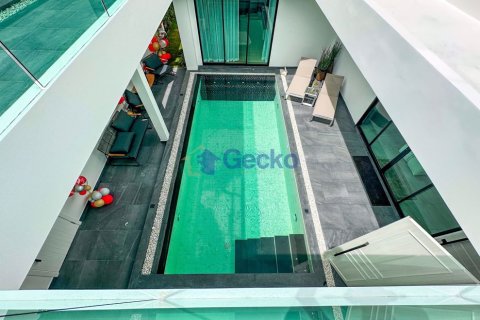 House in Pattaya, Thailand 3 bedrooms № 196669 - photo 18