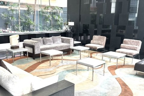 Condo in Khlong Toei, Bangkok, Thailand, 2 bedrooms  № 160664 - photo 4