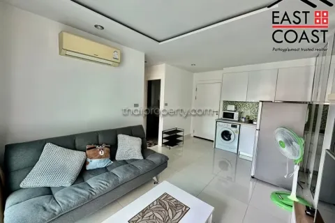 Condominio de 1 dormitorio en Jomtien Beach, Pattaya, Tailandia № 213224 - foto 2