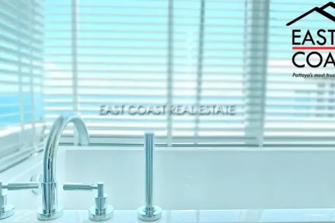 Condominio de 2 dormitorios en Jomtien Beach, Pattaya, Tailandia № 213226 - foto 23