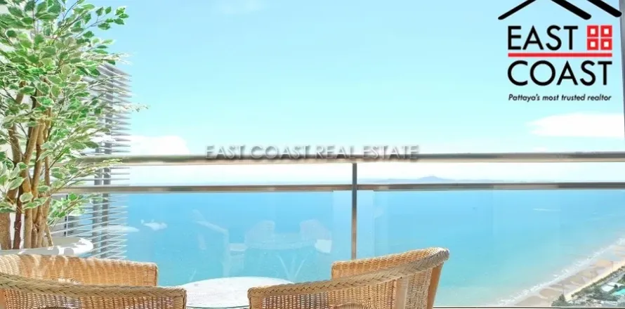 Condominio de 2 dormitorios en Jomtien Beach, Pattaya, Tailandia № 213226