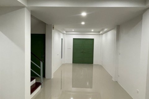 Townhouse in Phuket, Thailand 3 bedrooms № 140141 - photo 4