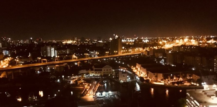 Кондоминиум с 2 спальнями в Клонг Тоэй, Бангкок, Таиланд № 140142