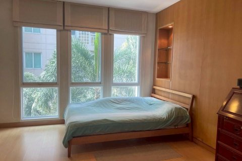 Studio in the Condo in Sathon, Bangkok, Thailand № 136765 - photo 1