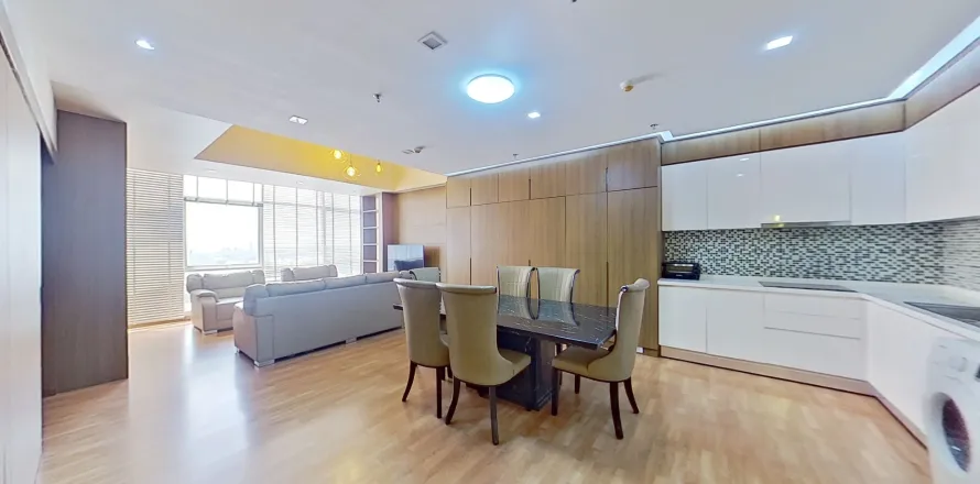 Penthouse in Bang Na, Bangkok, Thailand 3 bedrooms № 155134