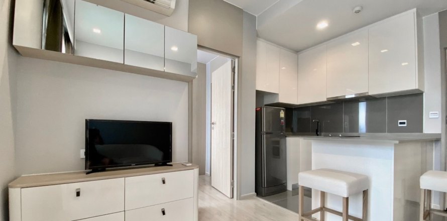 Студия в кондо в Ваттхане, Бангкок, Таиланд № 155139