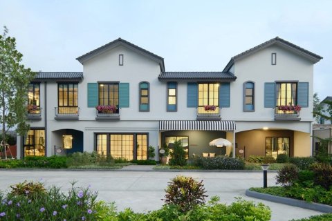 House in Samut Prakan, Thailand 3 bedrooms № 155136 - photo 1