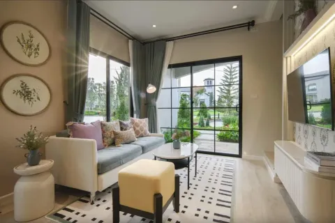 House in Samut Prakan, Thailand 3 bedrooms № 155136 - photo 2