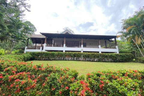 Вилла в Чиангмае, Таиланд с 2 спальнями  № 133364