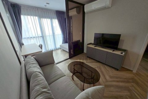 Studio in the Condo in Watthana, Bangkok, Thailand  № 158625 - photo 4