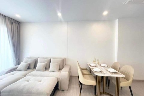 Студия в кондо в Банг Раке, Бангкок, Таиланд № 158627 - фото 15