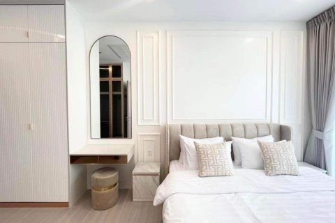 Студия в кондо в Банг Раке, Бангкок, Таиланд № 158627 - фото 7