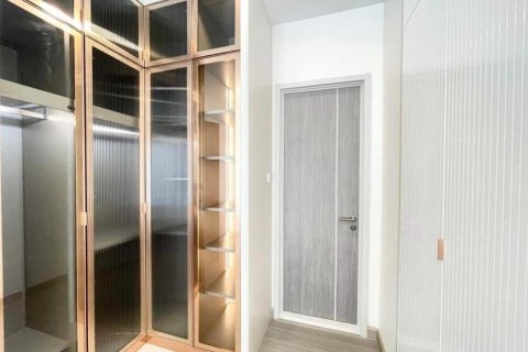 Студия в кондо в Банг Раке, Бангкок, Таиланд № 158627 - фото 10