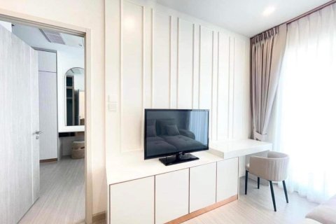 Студия в кондо в Банг Раке, Бангкок, Таиланд № 158627 - фото 13