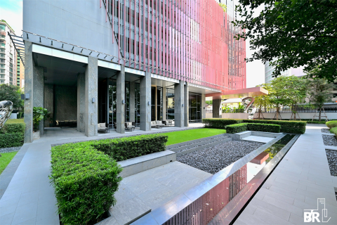 Condo in Bangkok, Thailand, 2 bedrooms № 188894 - photo 2