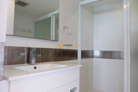 Studio dans le Condo sur Jomtien Beach, Pattaya, Thaïlande  № 163742 - photo 23