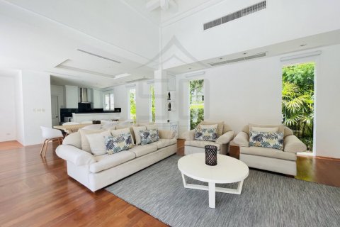 House in Bang Tao, Thailand 5 bedrooms № 3852 - photo 11