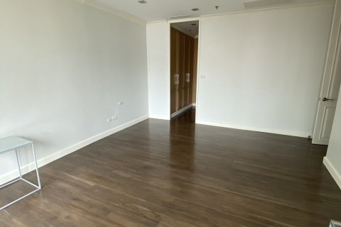 Кондоминиум с 2 спальнями в Клонг Тоэй, Бангкок, Таиланд № 137393 - фото 13