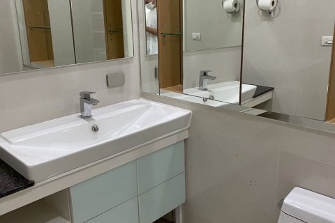 Кондоминиум с 2 спальнями в Клонг Тоэй, Бангкок, Таиланд № 137393 - фото 9